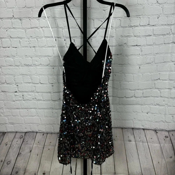 Lulu’s Dance Until Dawn Black Multi Sequin Lace-Up Mini Skater Dress Size XS - Picture 3 of 8